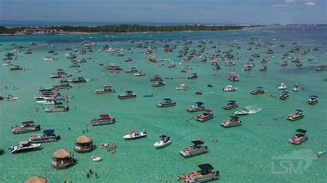 05 29 2021 Destin Fl Crab Island Boats Tons Of Sharks Youtube