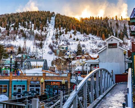 10 Best Christmas Vacations In The Us