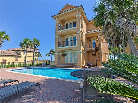 10 Destin Vacation Homes With Remarkable Pools