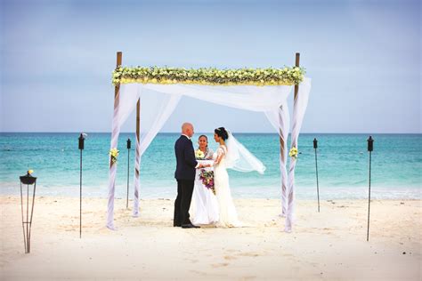 10 Tips For Planning Your Dream Destination Wedding Oneweddingwish