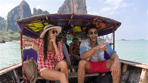 10 Ways In Which Travelling Makes You A Better Person India