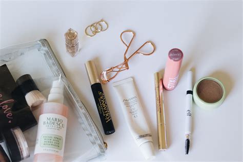 11 Essentials To Keep In Your Travel Makeup Bag Advice From A 20