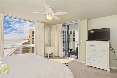 1102 Free Beach Setup Beachfront Shoreline Towers Destin