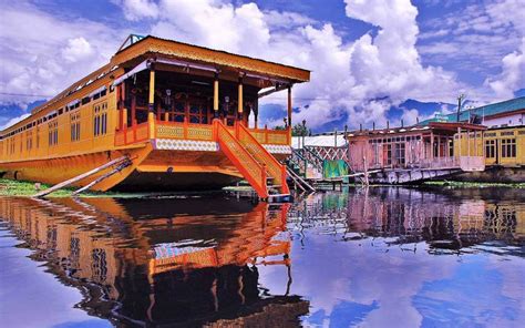 12 Best Places To Visit In Jammu Kashmir Kashmir Tourism