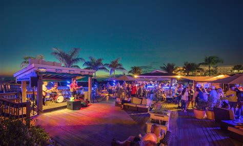 13 Best Beach Bars In Florida You Can Enjoy This Summer Trips To Discover