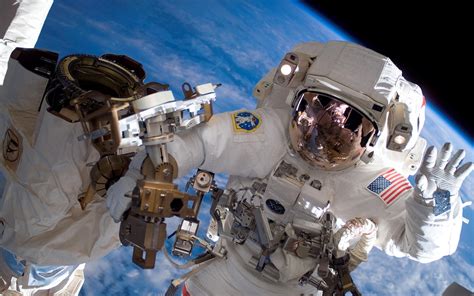 15 Space Travel Tips From An Astronaut Space