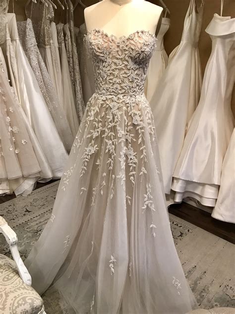 165 Points And 21 Comments So Far On Reddit Dresses Wedding Dresses Lace Strapless Wedding Dress