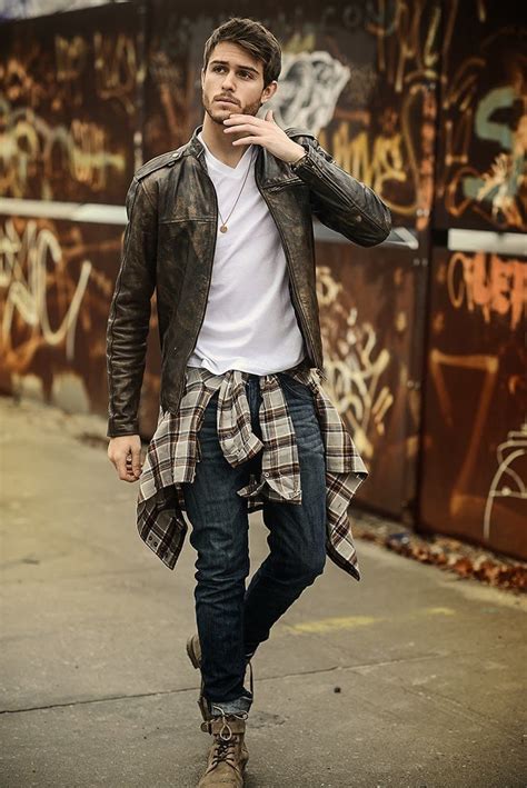 17 Most Popular Street Style Fashion Ideas For Men To Try