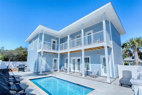 17 Pet Friendly Hotels And Stays In Destin Florida Destinali