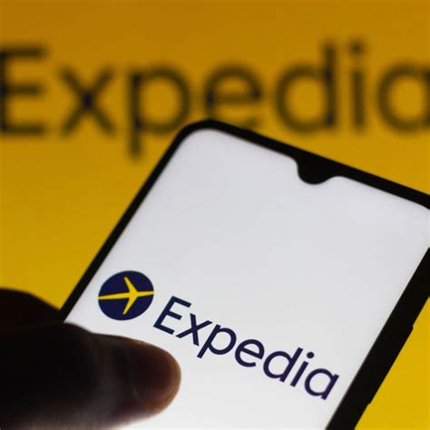 18 Insider Tips For Saving With Expedia