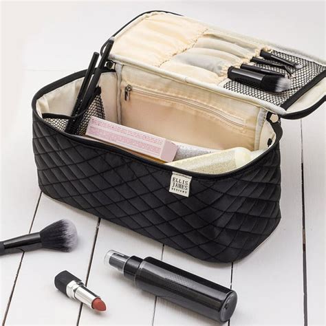 19 Of The Best Makeup And Cosmetic Bags You Can Get On Amazon Artofit