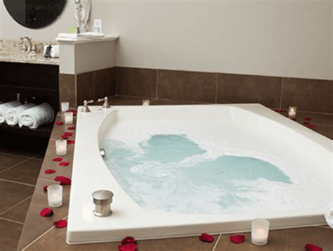 21 Best Jacuzzi Suites In Ohio For Your Next Romantic Getaway In 2022 Jacuzzi Romantic