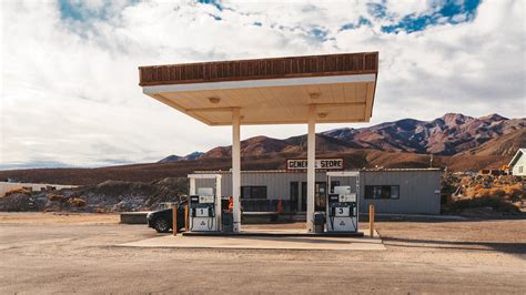 21 Road Trip Gas Stations You Ll Actually Want To Eat At