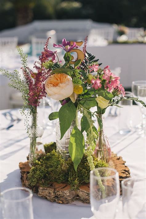 25 Moss Wedding Ideas For Rustic Romance