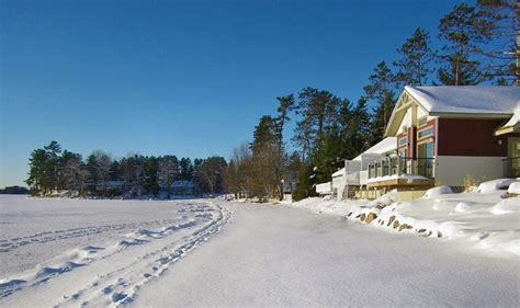 25 Romantic Resort Getaways During Winter In Ontario