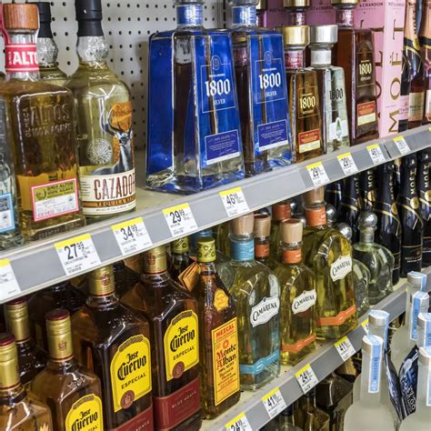 3 Best Liquor Stores In Chicago Updated January 2023