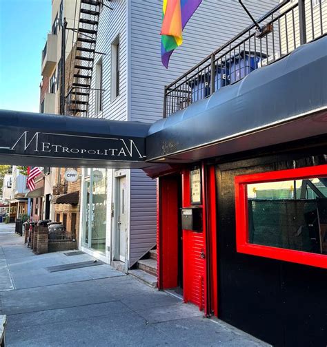 32 Best Gay Bars In America Top Gay Clubs Drag Bars And Lgbtq Bars