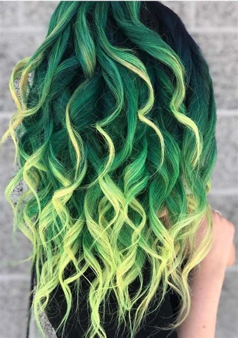 40 Amazing Dark Green Hair Colors With Yellow Highlights Amie Lynn Amazing Amie Colors