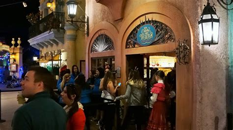 5 Best Bars At Disney World S Theme Parks