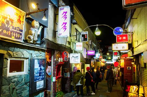 5 Best Bars In Golden Gai Shinjuku