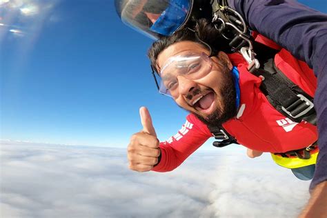 5 Best Places To Go Skydiving In Sydney Man Of Many