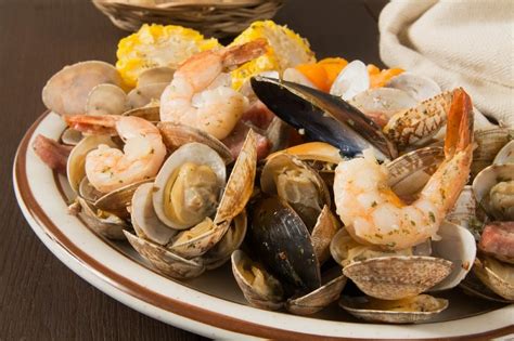 5 Best Seafood Restaurants In New England