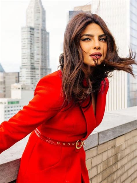 5 Best Travel Tips By Priyanka Chopra