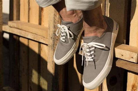 5 Best Vans Alternatives 2023 Shoes Like Vans But Better