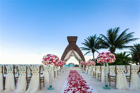 5 Destination Wedding Ideas That Will Take Your Breath Away