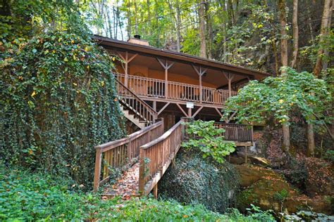 5 Ideas For A Romantic Couples Getaway In Gatlinburg Tennessee