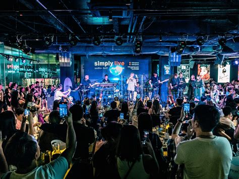 5 Live Music Venues In Singapore With Good Food And Vibes Hungrygowhere