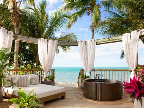 5 Luxury Getaways For Couples