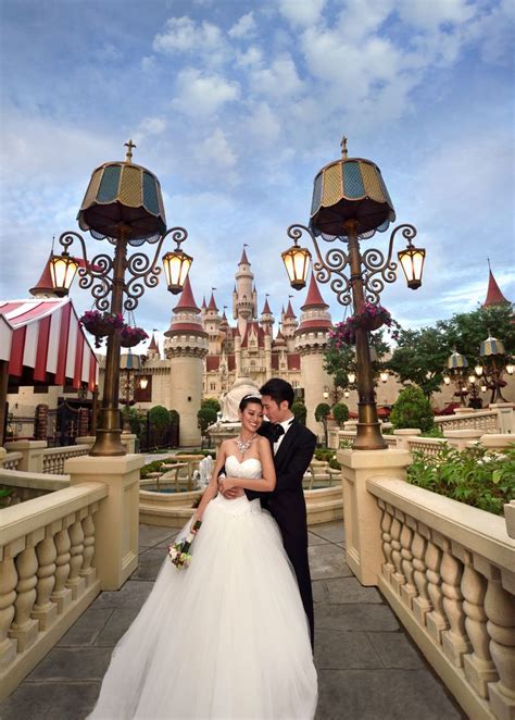 5 Places To Hold A Romantic Wedding At Resorts World Sentosa Bridestory Blog