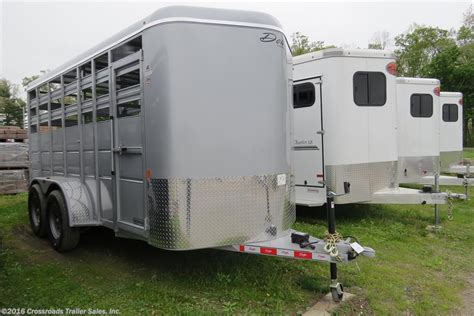 5 Tips For Buying A Horse Trailer Crossroads Trailer Sales Blog