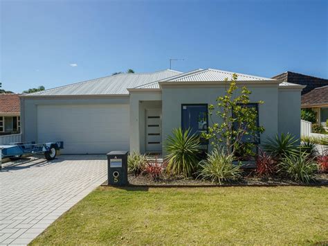 5 Wyndham Way Yokine Wa 6060 Property Details