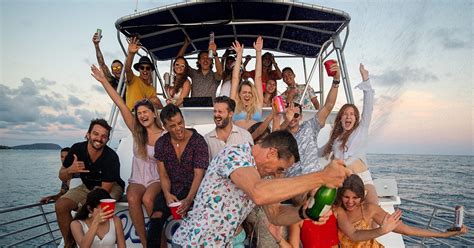 7 Tips For Choosing The Best Hawaii Booze Cruise Ayc Oahu Tours