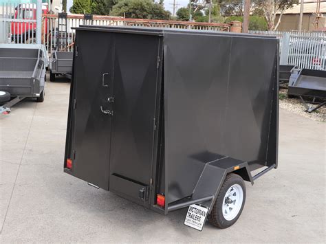 7X4 Single Axle Fully Enclosed Van Cargo Luggage Trailer For Sale 5Ft