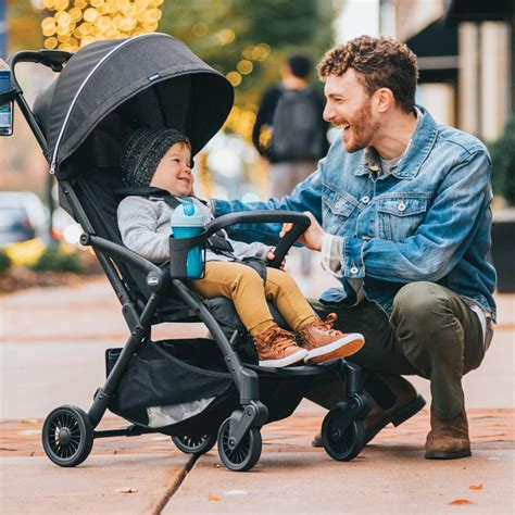 8 Best Compact Strollers For Toddlers 2023 Hummingbirds Plus