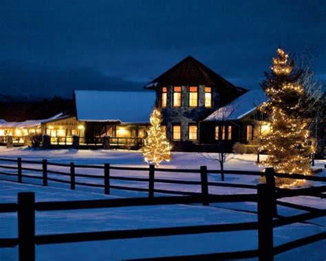 8 Great Christmas Getaways For Families Honeymoon Resorts Vacation