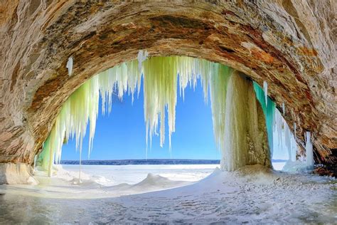 8 Must See Places To Visit In Michigan This Winter