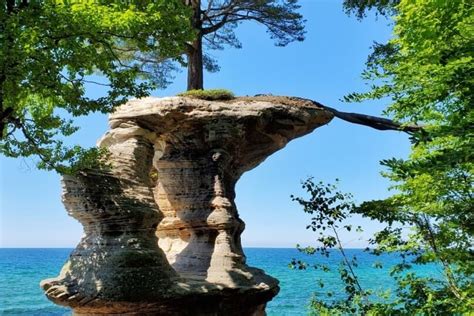 9 Prettiest Places To Visit In Upper Peninsula Michigan Circle The Up