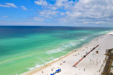 A Day In Destin Florida What S It Like Today The Beach Is The Star