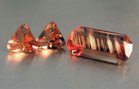 A Phenomenon Unique To Genuine Oregon Sunstone Is The Metallic Copper Inclusions We Call