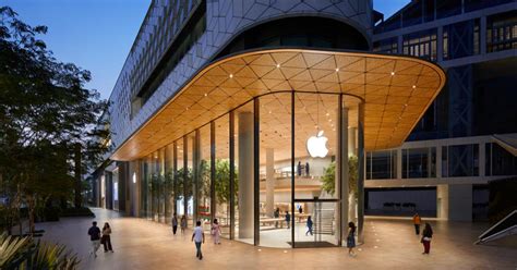 A Rent Of 42 Lakh A Month 7 Other Things To Know About Apple Bkc