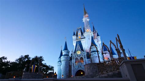 Aaa Disney Vacation Packages Travel Agents Aaa Central Penn