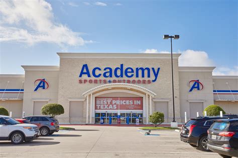 Academy Sports Boosted By Golf Soccer Football And Grilling