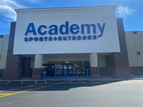 Academy Sports Outdoors Opens New Indiana Store Store Brands