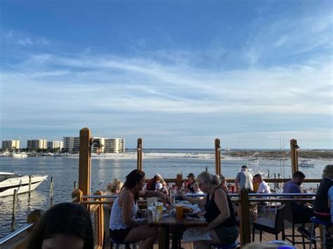 Ajs Seafood Oyster Bar 809 Photos 1174 Reviews 116 Harbor Blvd