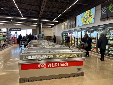 Aldi Opens Fourth Sioux Falls Store To Large Crowd Siouxfalls Business