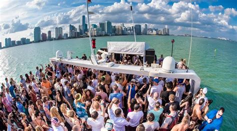 All Inclusive Yacht Party Package Best Miami Party Boat Tickets Sat